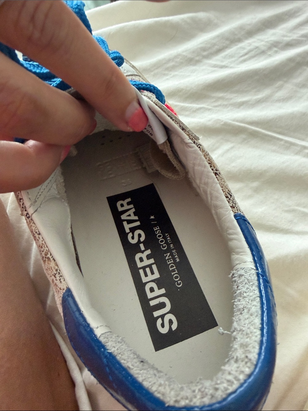 Superstar Style Sneakers with Blue Laces and Pink Stars - Picture 4 of 4